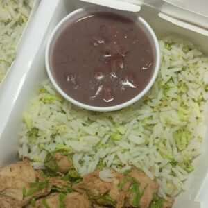 Frango com couve, arroz e brócolis e feijão vermelho - 310g
