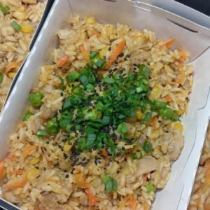 Galinhada Saudável (sobrecoxa de frango) 350g